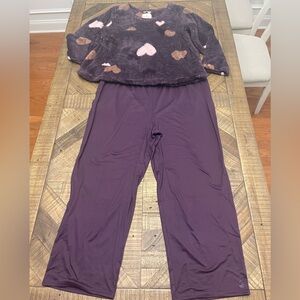 Cuddl Duds lounge pajama set in the "Violet Hearts" colorway